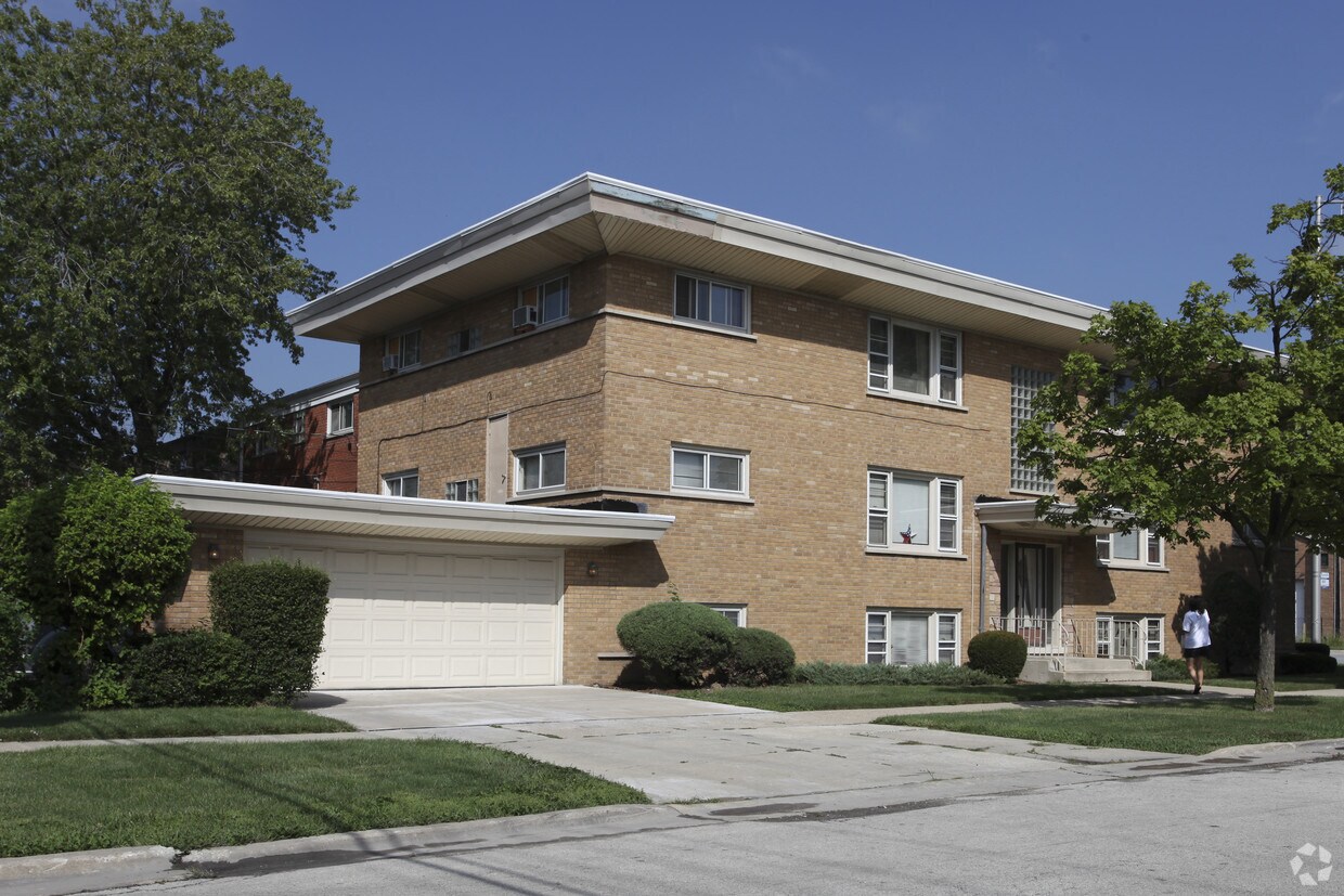 Foto del edificio - 8501 W Cermak Rd