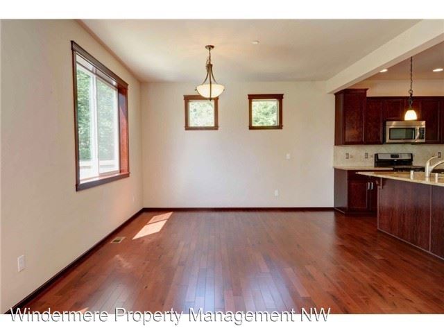 Building Photo - 10936 Paine Field Way