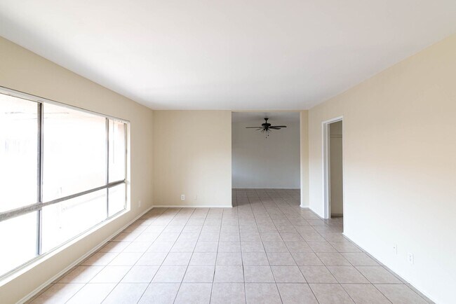 Foto del interior - 9215 - Sepulveda Apts