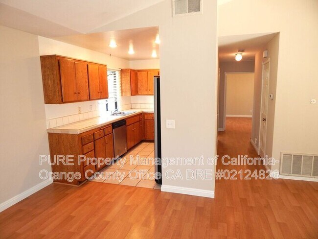 Foto del edificio - 12617 Cleardale Cir