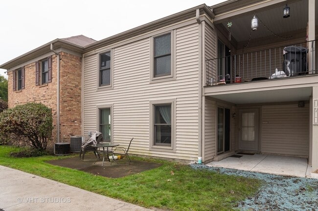 Building Photo - 1711 Sussex Walk