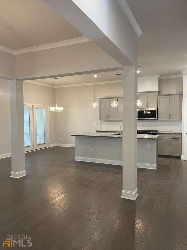 195 Holden Way, Woodstock, GA 30189