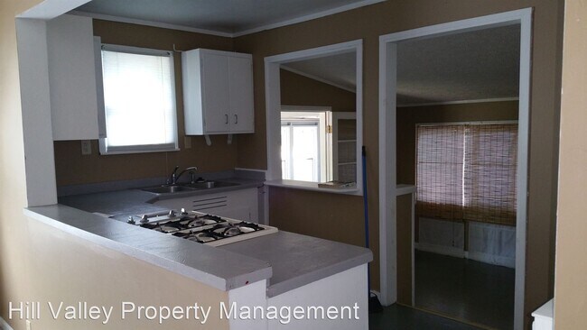 Foto del edificio - 3 br, 1 bath House - 2145 Putnam