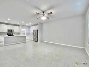 Building Photo - 816 Alta Wy