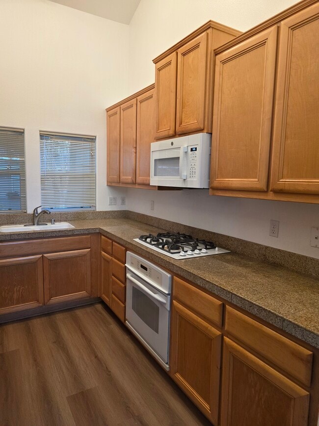 Foto del edificio - 426 Matteri Cir