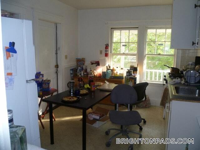 Building Photo - 9 Radnor Rd