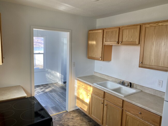 Foto del edificio - 614 E 16th St