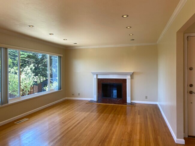 Building Photo - 1431 Niles Ave