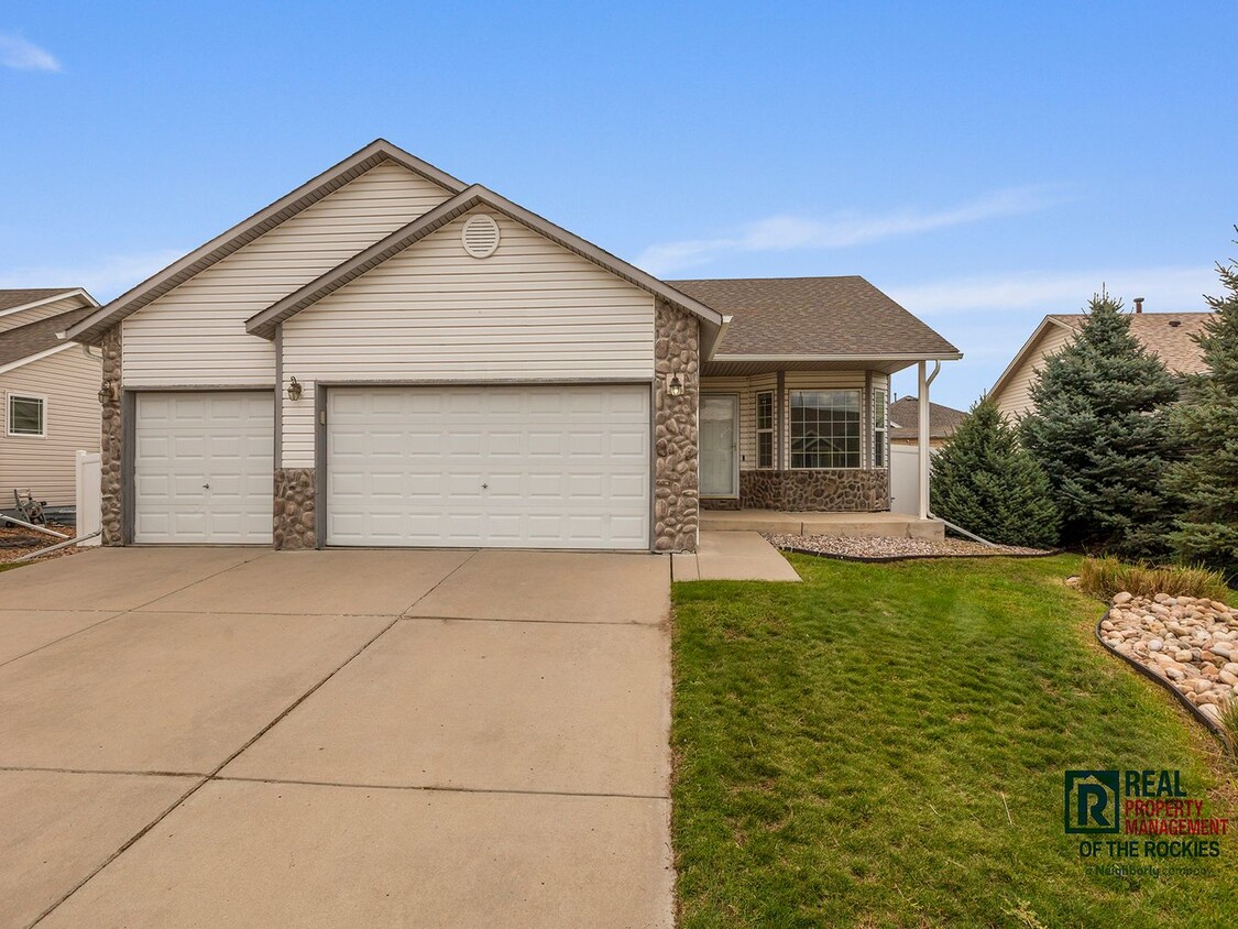 Primary Photo - Fantastic 3-Bedroom Home in Wellington!