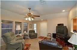 Foto del edificio - 3112 Fairfield Dr