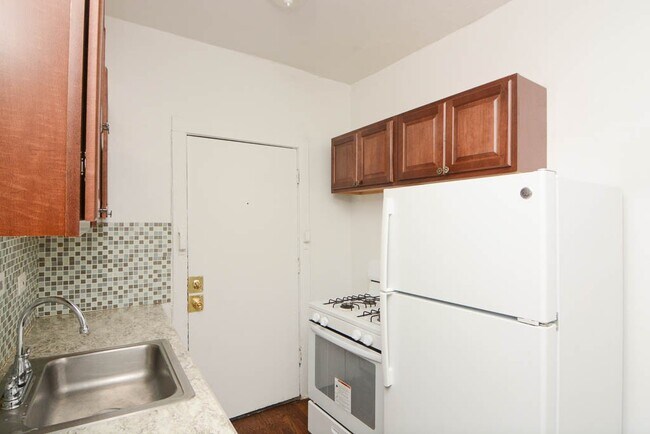 Foto del edificio - 931 W Sunnyside Ave