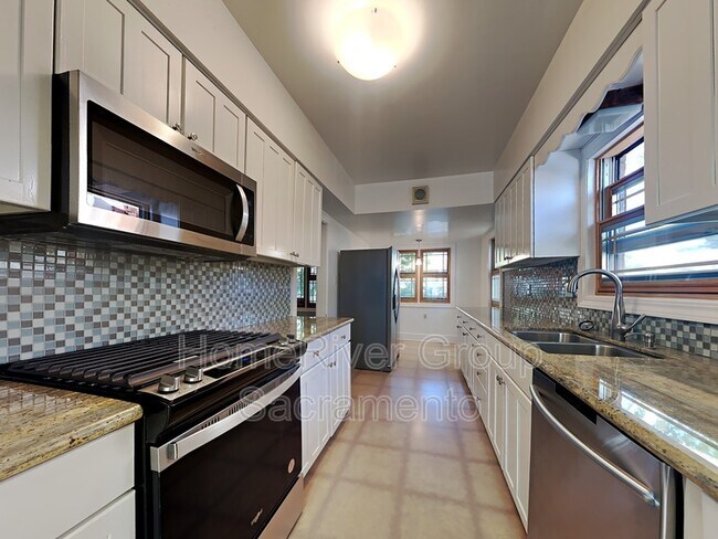 Foto del edificio - 1637 47th St