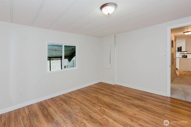 Foto del edificio - 2535 70th Ave SW