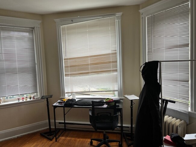 Building Photo - Beautiful 2-Bedroom in the Heart of Fenway...