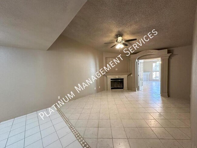 Building Photo - 37609 15th St E