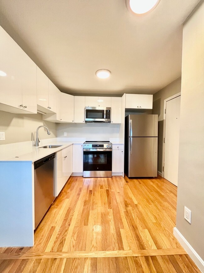 Foto del edificio - 226 Parker Hill Ave