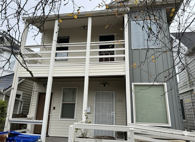 Photo - Newly Renovated Duplex in CID Townhome