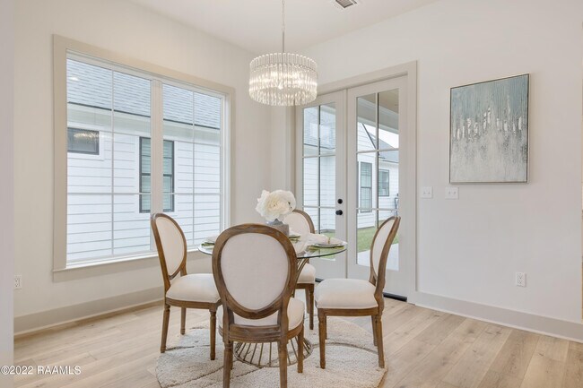 Building Photo - 103 Wishing Wl Dr