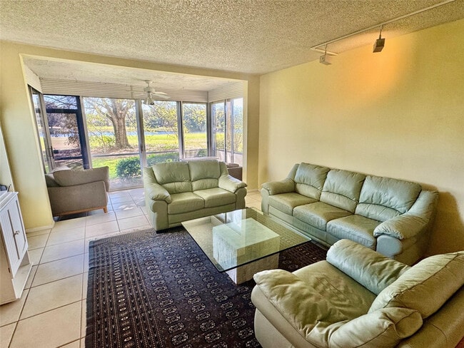 Building Photo - 804 Cypress Blvd