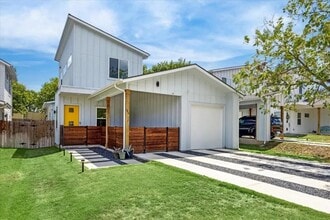 Building Photo - 5413 Blue Bird Ln