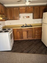 Building Photo - 4921 Dartmouth Dr