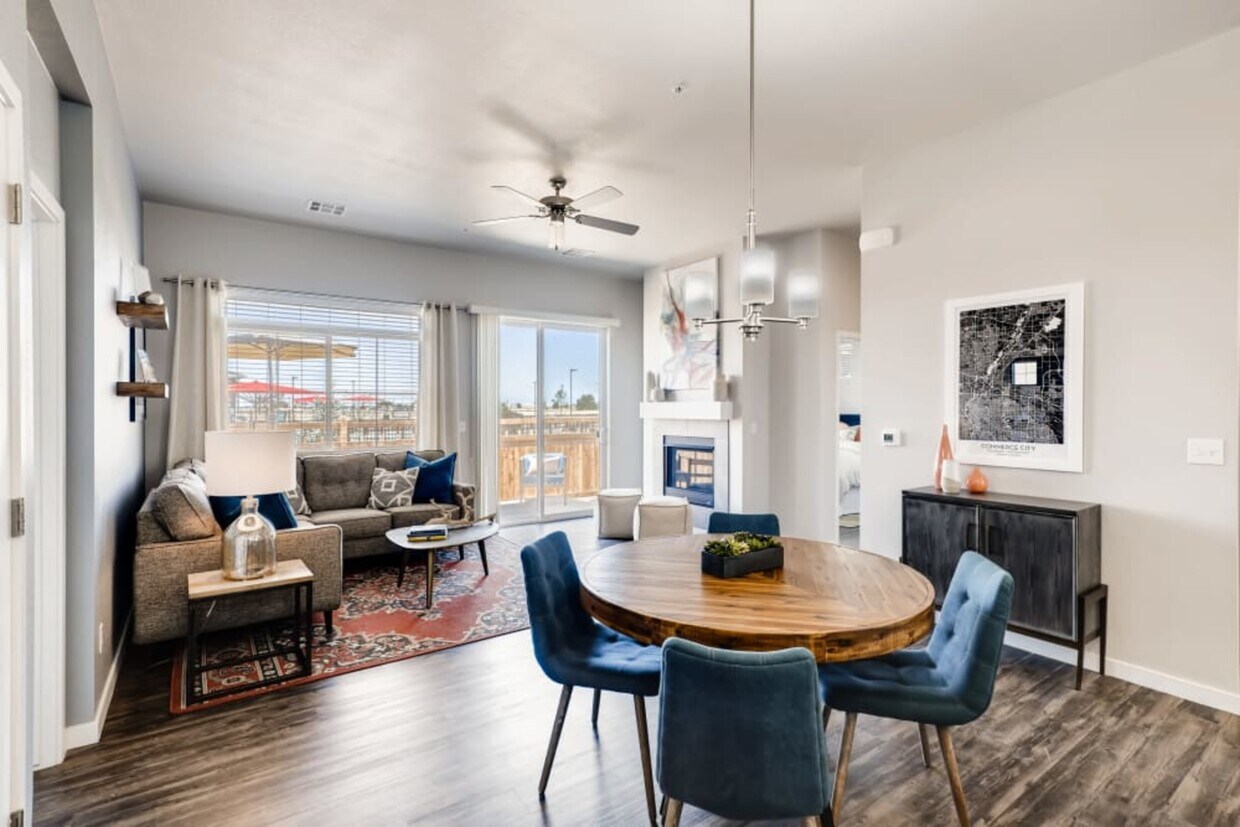Foto principal - 2103 Peregrine Dr