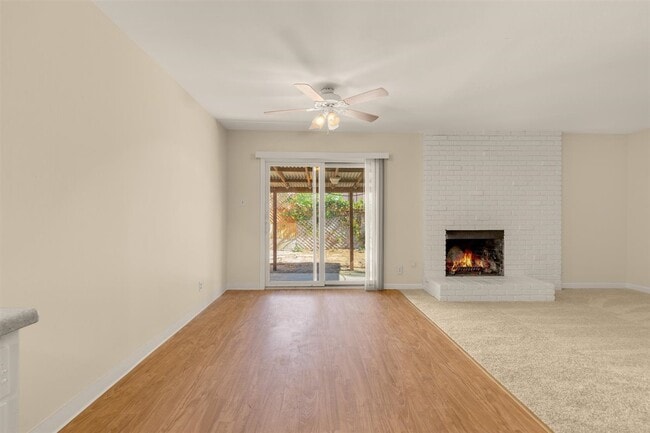 Building Photo - 2955 Ladd Ave