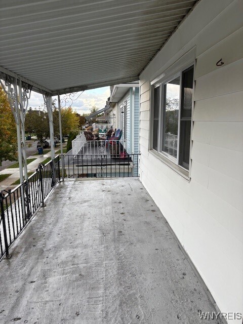 Foto del edificio - 247 Commonwealth Ave