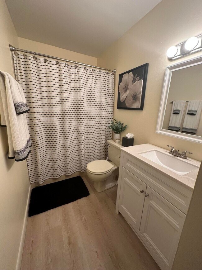Foto del edificio - 6500 Chasewood Dr