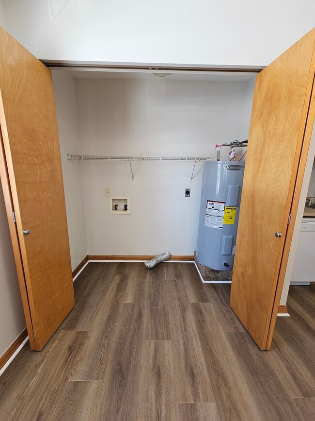 Foto del edificio - 33 Private Drive 8006