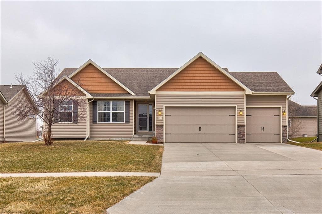 Foto principal - 407 NE 46th St
