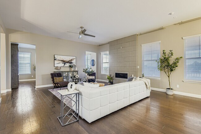 Building Photo - 6607 S Catawba Way