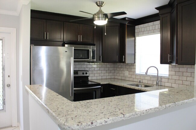 Foto del edificio - 1225 NW 21st St