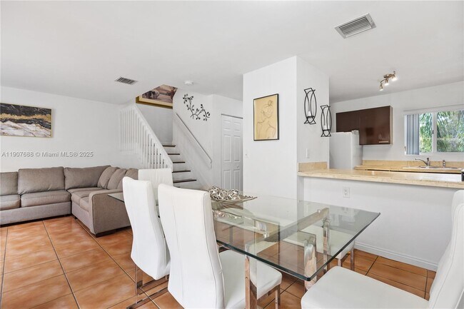 Foto del edificio - 6205 SW Kendale Lakes Cir