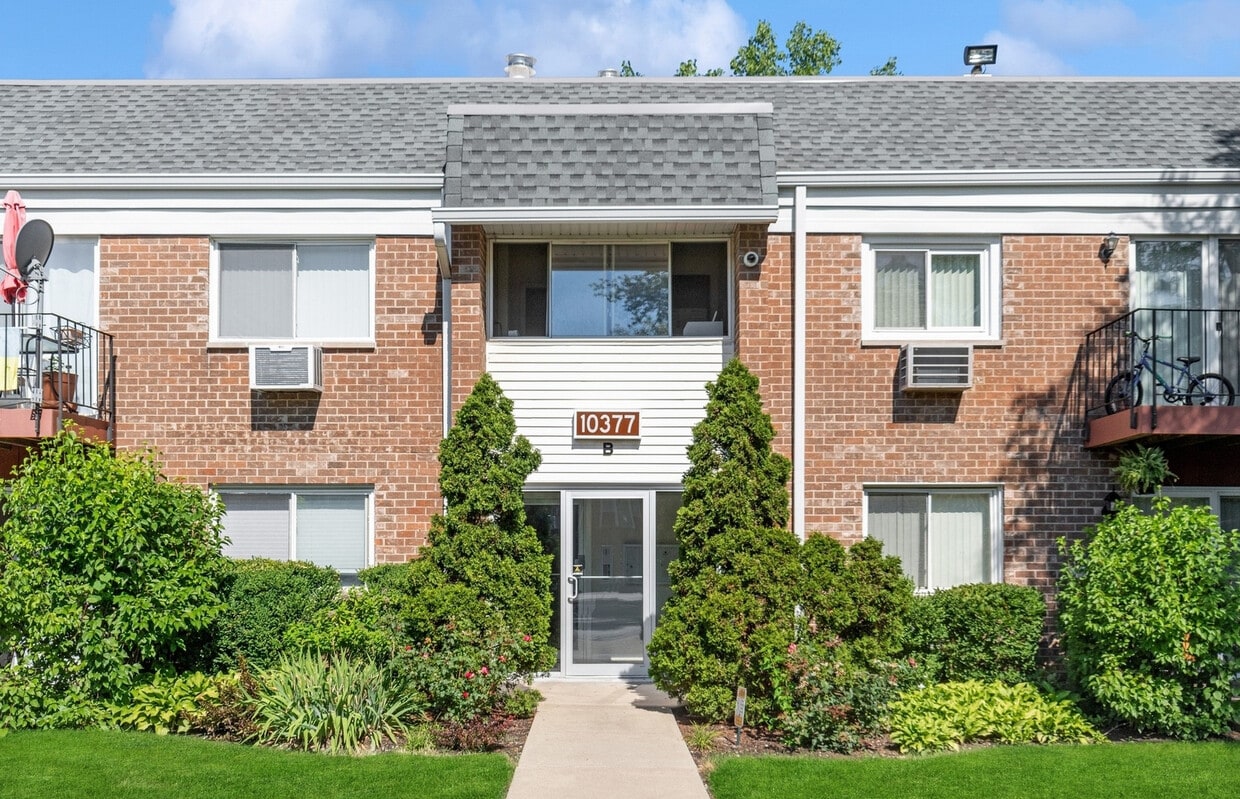 10377 Dearlove Rd Unit 1A, Glenview, IL 60025 Condo for Rent in