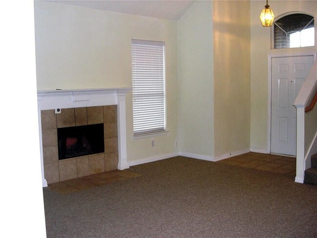 Building Photo - 1249 Marchant Pl