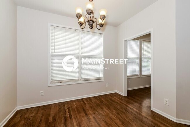 Building Photo - 4 Bedroom Pet-Friendly Home in PLEASANT HILL, MO with Main Street Renewal