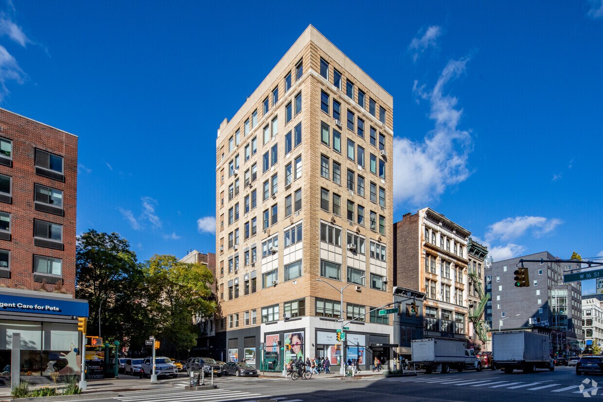 Entire Building - 575 Avenue of the Americas