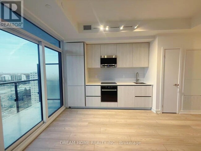 Building Photo - 120 Broadway Ave