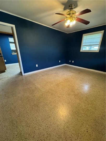 Building Photo - 324 Chinchilla Dr