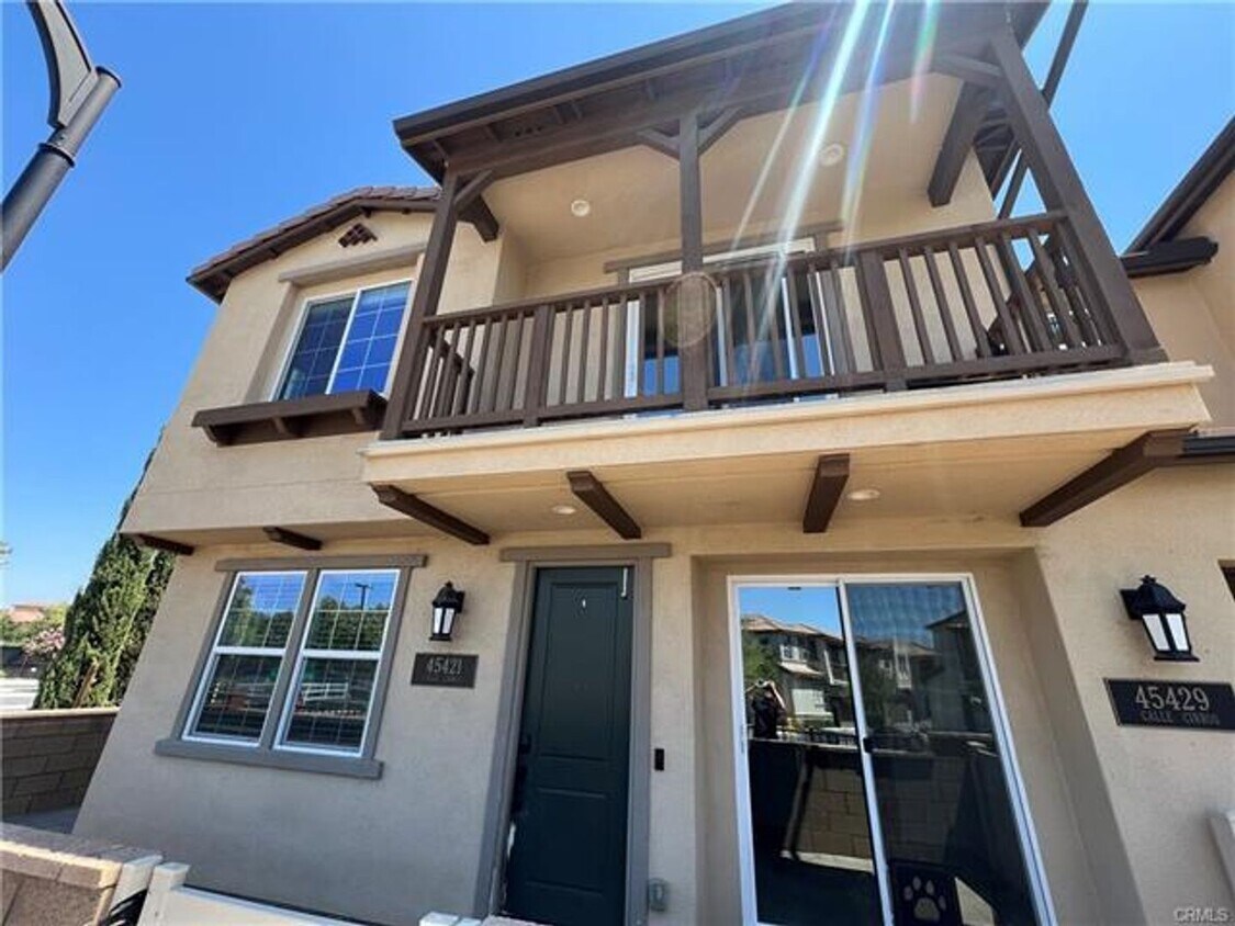 Primary Photo - Temecula Home in desirable gated community!