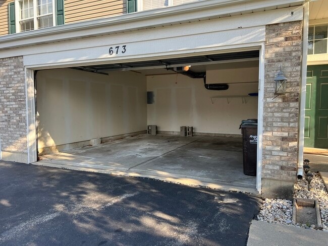 2 Car Garage - 673 Savannah Ln
