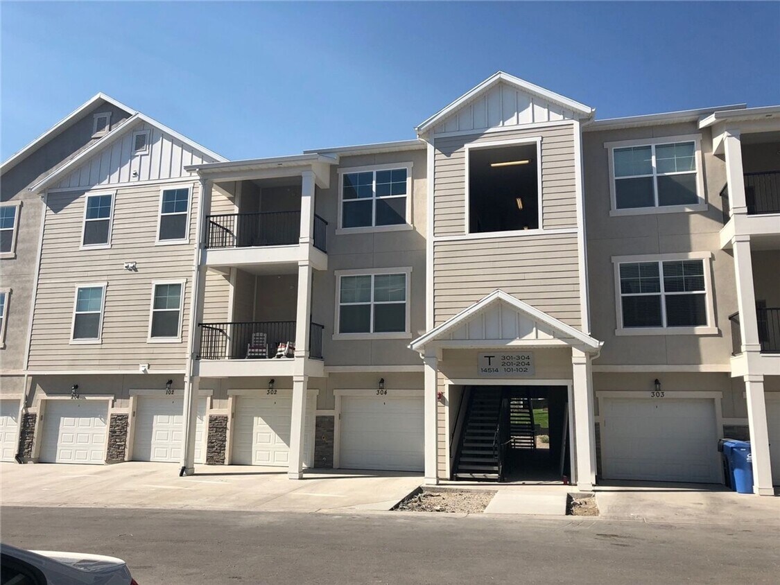 Primary Photo - Beautiful 3 Bed 2 Bath Condo in Herriman