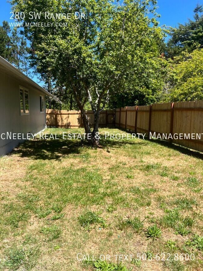 Foto del edificio - 280 SW Range Dr