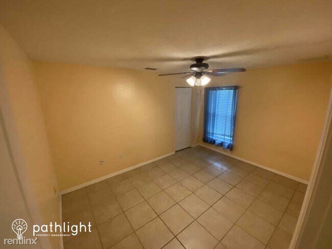 Building Photo - 3 br, 3 bath House - 2990 Flanders Avenue ...