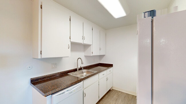 Foto del edificio - 400 Alameda del Prado