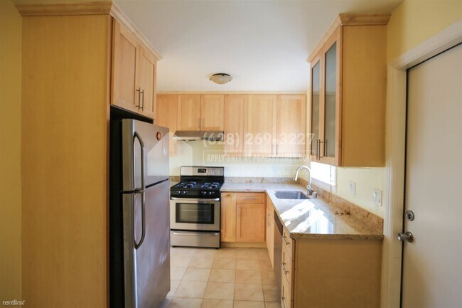 Building Photo - 2 br, 1 bath Condo - 1314 Kains Ave #1 -