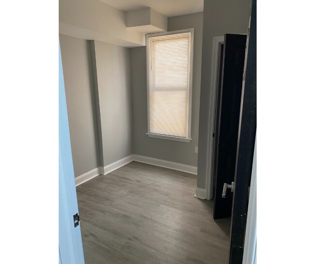 Foto del edificio - 5114 Belair Rd