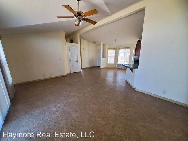 Foto del edificio - 3 br, 2 bath House - 7077 S Elmer Loop
