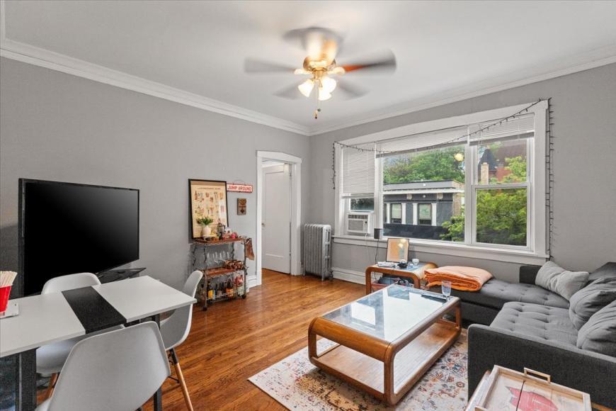 Foto principal - 3 bedroom in Chicago IL 60614